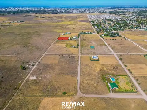 Lote en Altos del Norte (al lado de La Barranca) 