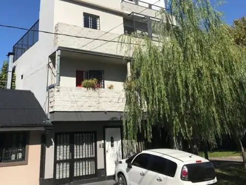 Dpto 2 amb con balcón - Monseñor Chimento 1392
