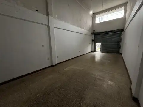 Local en Alquiler en Rafael Calzada, $ 900.000