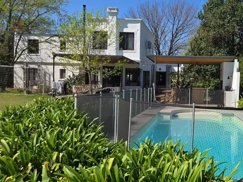 Casa en alquiler temporario en el barrio cerrado Las Acacias, Muñiz