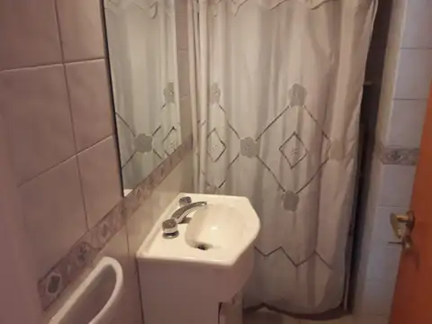 EXCELENTE DEPARTAMENTO DE 3 AMBIENTES EN VENTA EN ADROGUE