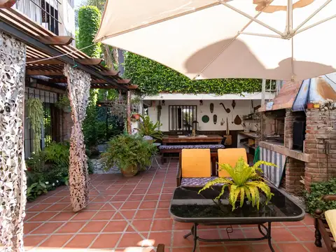 Casa en Venta con 1 cochera