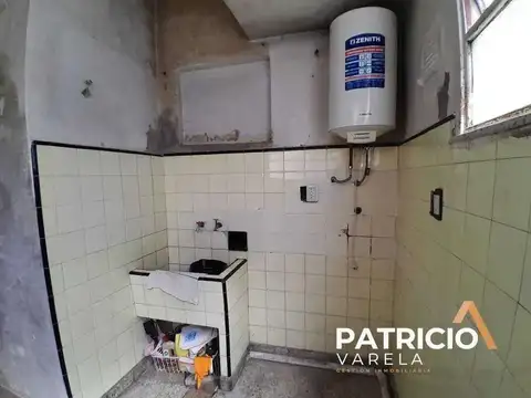 Departamento tipo PH 3 Ambientes - Flores - Permuta Menor valor