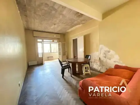 Departamento tipo PH 3 Ambientes - Flores - Permuta Menor valor