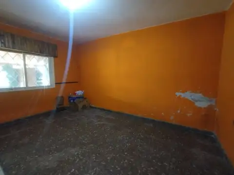 CASA 3/4 AMB con fondo libre - LOTE 298 mts2 - V. BALLESTER