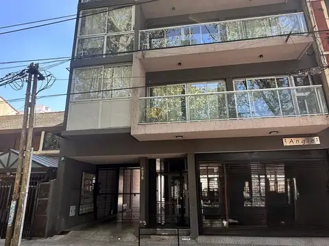VENTA DEPARTAMENTO MONOAMBIENTE CASEROS
