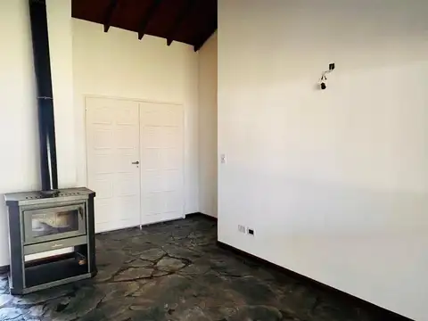 Casa en Venta en Carlos Keen, USD 110.000