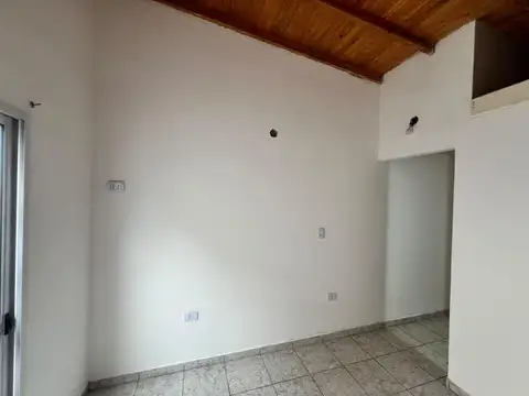 Departamento en Alquiler en Virrey del Pino, $ 230.000
