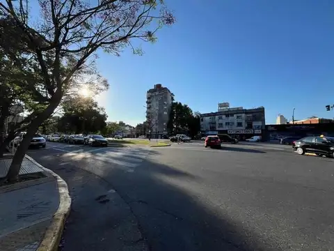 Depto Tipo Casa en Alquiler de 3 ambientes