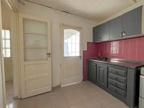 Casa 2 ambientes con 1 baño