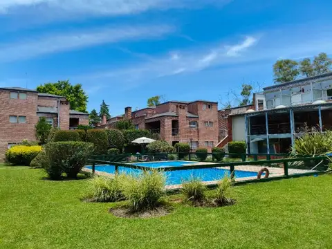 Avenida Presidente Juan Domingo Peron 2200