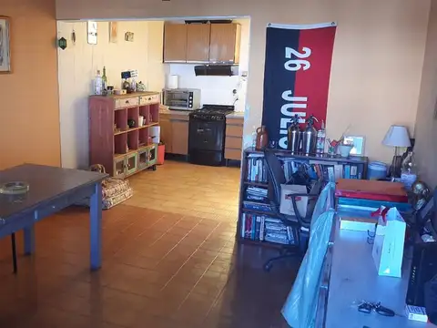 Casa 3 ambientes con 1 baño