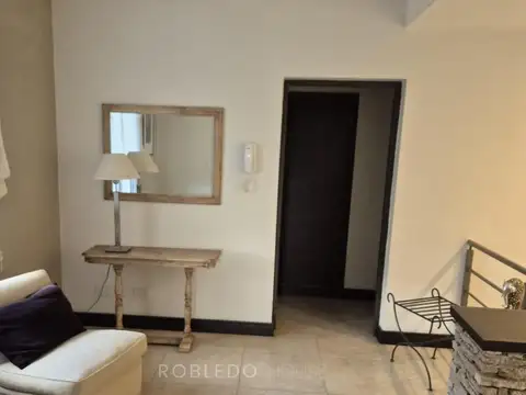 Casa 6 ambientes con 2 baños