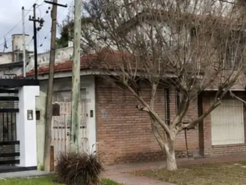 CASA EN VENTA EN VILLA ELISA