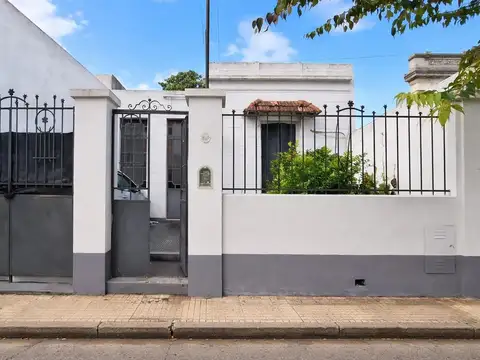 CASA EN ALQUILER TOLOSA 2 BIS E/ 529 y 530