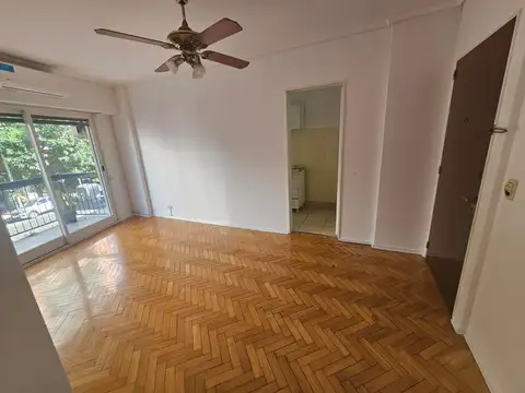 Oficina 2 ambientes con 1 baño