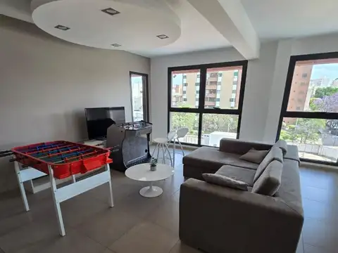 Departamento en Alquiler en Alto Alberdi, $ 800.000