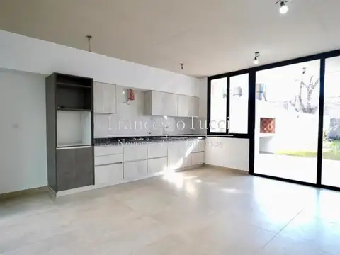 Depto Tipo Casa en Venta de 3 dormitorios