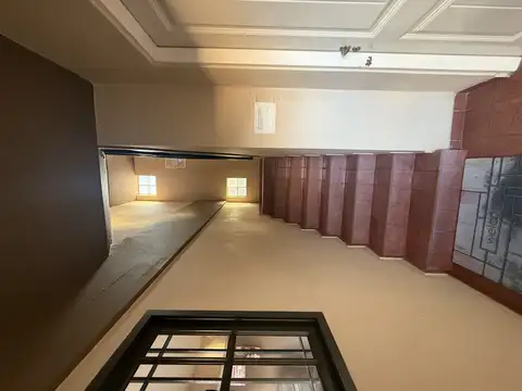 Avenida Nicolás Bruzone 500, Piso 1