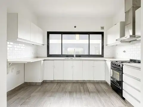 Casa en venta, Puertos del Lago. Bº Araucarias, 3 Dormitorios, Posibilidad de Financiación