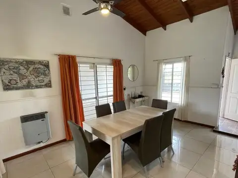 Casa en Venta al Este