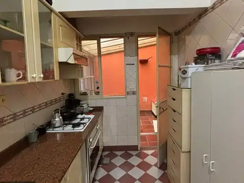 Venta Departamento - 3 amb - Patio - Congreso