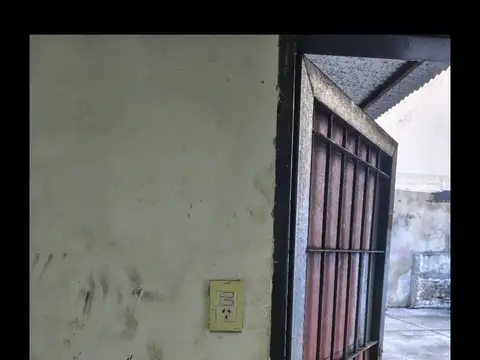 Galpon en Alquiler 20  mts Fondo