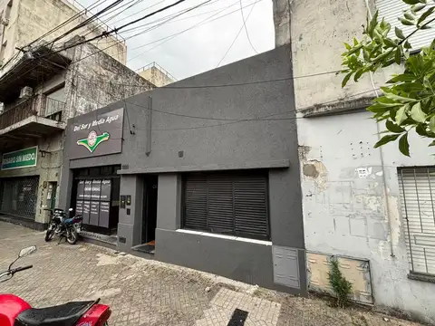 CASA EN VENTA + LOCAL COMERCIAL LUIS AGOTE