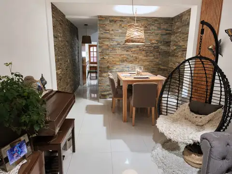 VENTA TRIPLEX 4 AMB RAMOS MEJIA TERRAZA Y PATIO