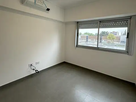 Departamento en Alquiler con 1 cochera