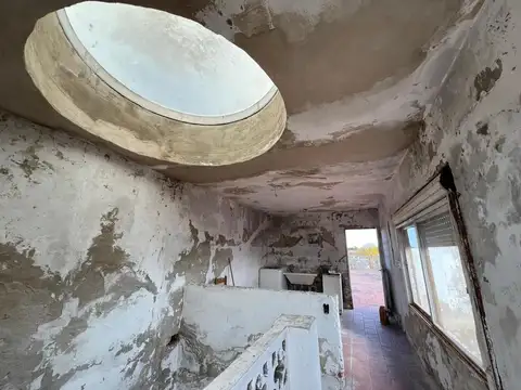 Casa 5 ambientes con 2 baños