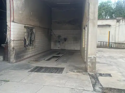 GALPON PLAYA DE ESTACIONAMIENTO VENTA MACROCENTRO