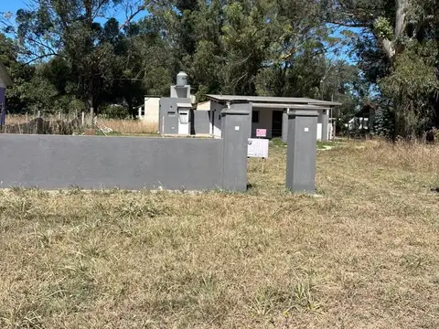 VENTA LOTE EN PARQUE BRISTOL C. CHAPAR Y BOLIVAR