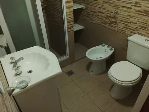 Depto Tipo Casa en Alquiler 15 años