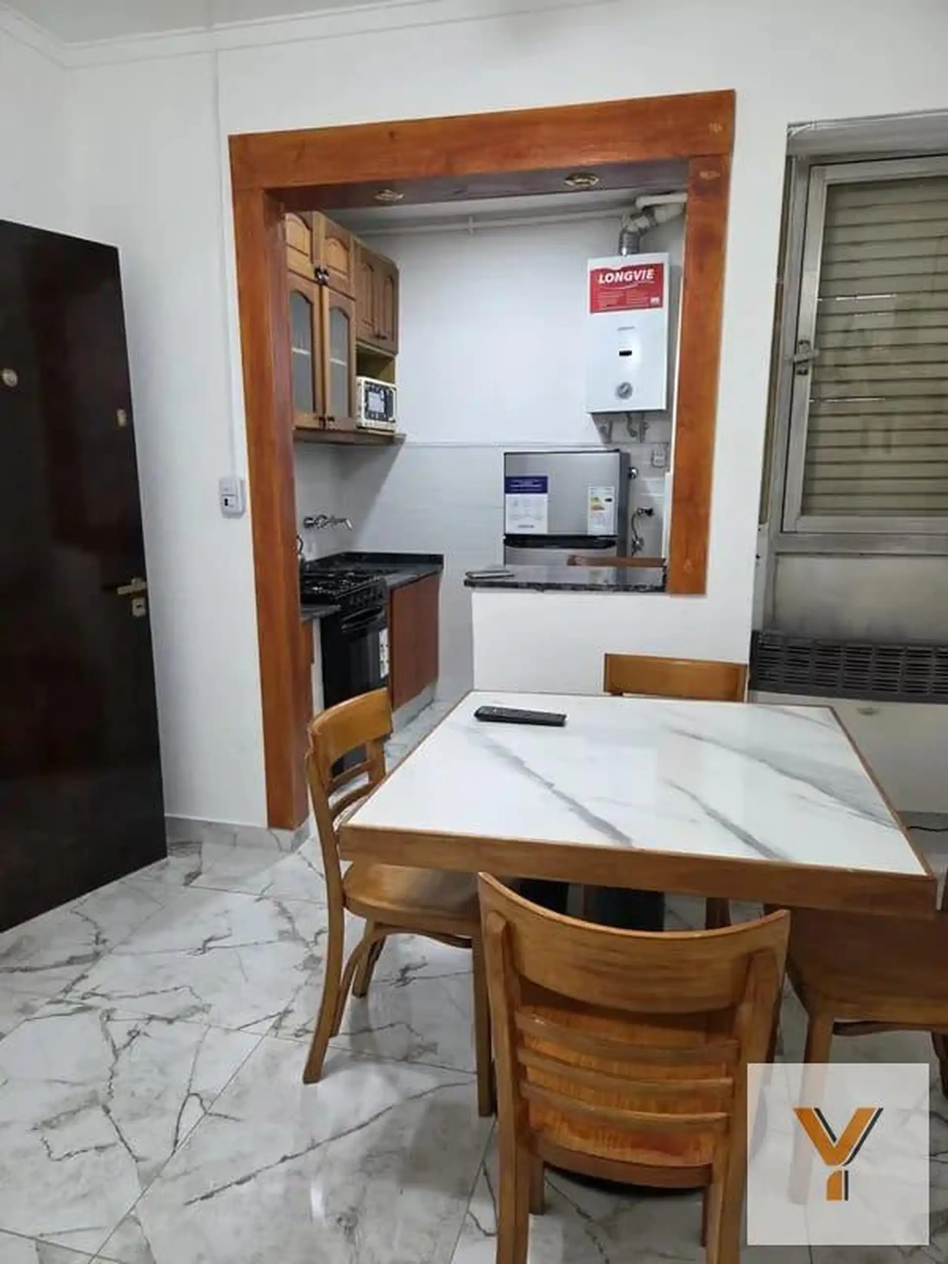 Depto 2 amb, 27m² en Santa Fe entre Bolivar y Moreno