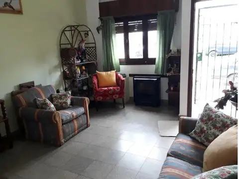 Depto Tipo Casa en Venta en Remedios de Escalada, USD 52.000
