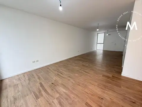 Depto Tipo Casa en Venta con 1 cocheras