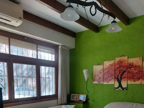 Depto Tipo Casa 4 ambientes con 1 baño