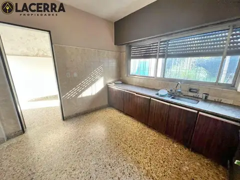Casa 5 ambientes en Villa Ballester APTO CREDITO
