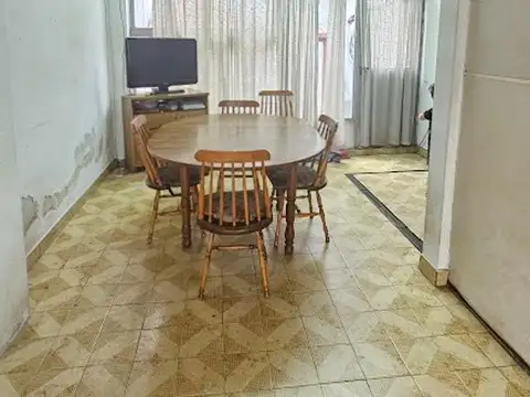 Casa en Venta en Castelar Norte, USD 95.000