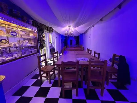 Casa 2 ambientes con 2 baños