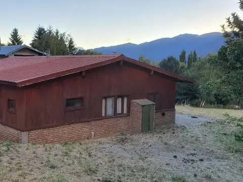 Los Maiténes e/ Sales y El Pitio