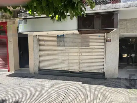 Venta Local 450m2 con 3 subsuelos y ascensor en San Nicolas