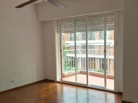 Mitre 180 , Piso 2