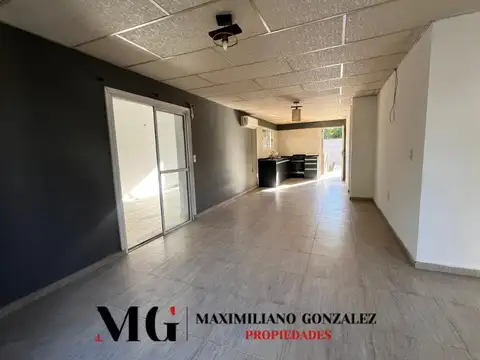 Casa 3 ambientes con 1 baño