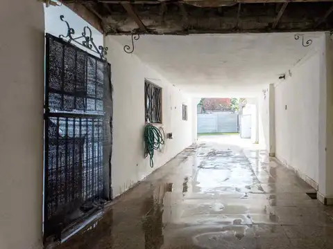 Casa 3 amb en venta en Temperley a Estrenar