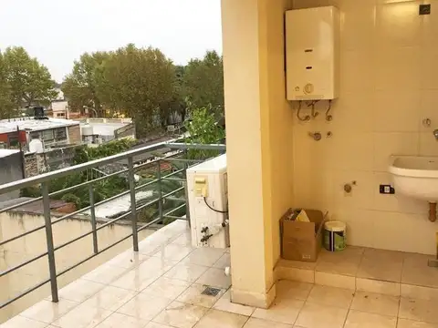 Departamento 3 ambientes con 2 baños