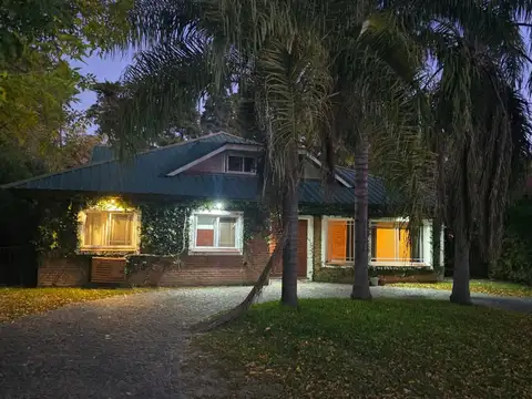 Venta Casa 5 amb B Cerrado MASCHWITZ APTO CREDITO