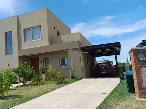 Casa  en Venta en San Sebastian, Escobar, G.B.A. Zona Norte