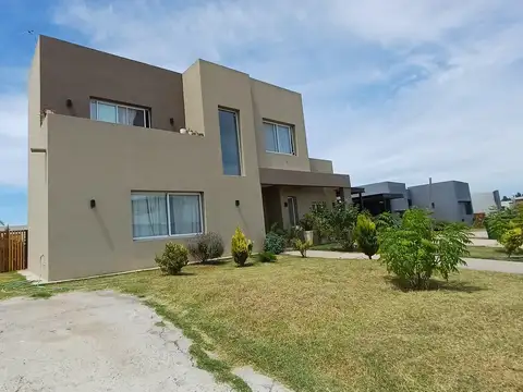 Casa en Venta en San Sebastian, USD 182.000